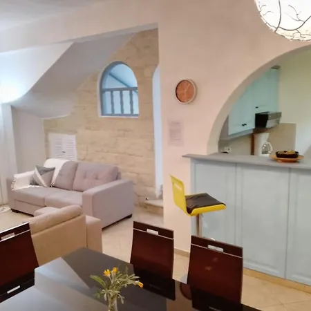 Chrysanthemum Βίλα Νέο Χωριό