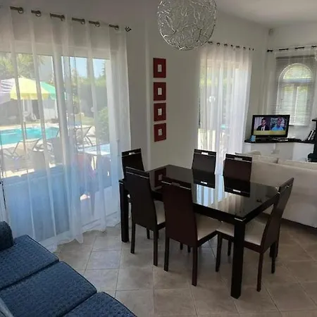 Βίλα Chrysanthemum Νέο Χωριό