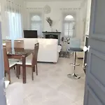 Chrysanthemum Вилла *