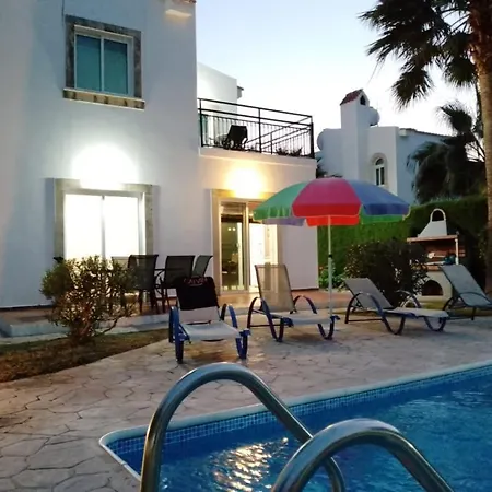 Villa Chrysanthemum