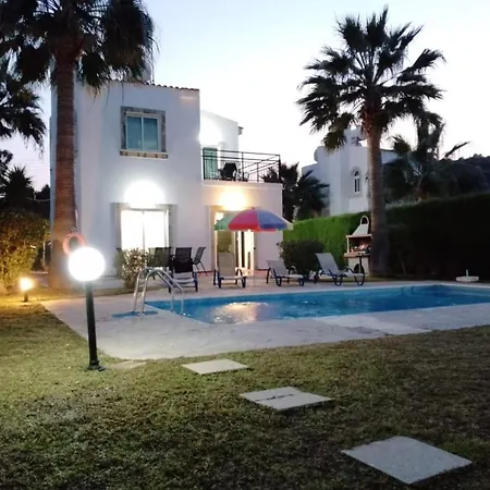 Villa Chrysanthemum *